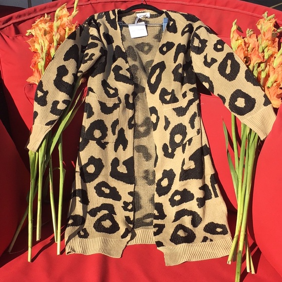 Sweaters - Cardigan Long  and Harmony  Leopard Print NWT S